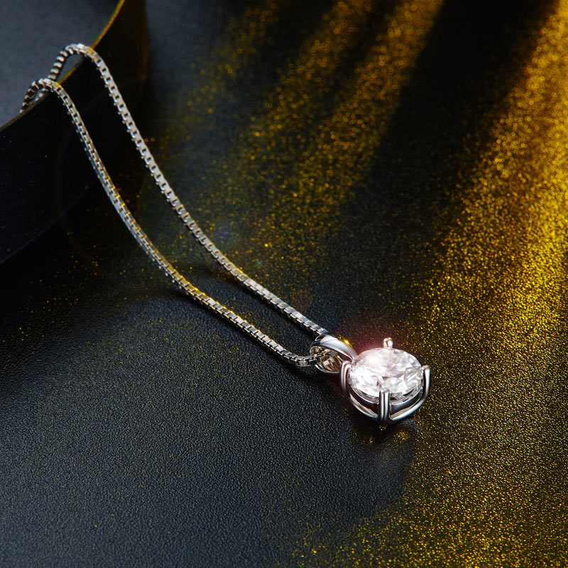 1 Carat Moissanite Diamond Pendant Necklace 925 Sterling Silver MFN8140-2