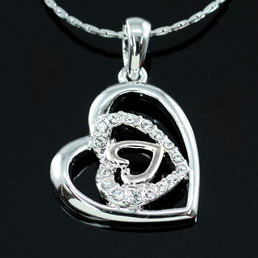 Heart Pendant Necklace use Swarovski Crystal XN199-0